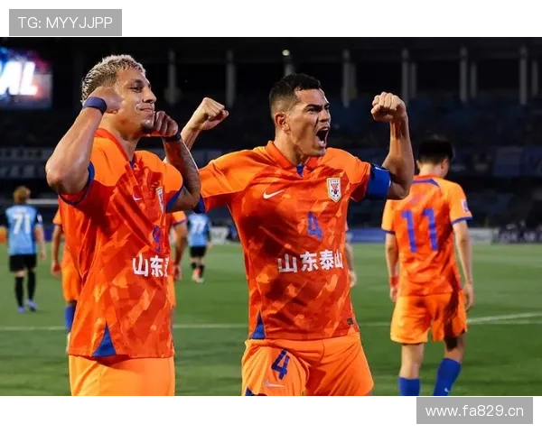 山东泰山内忧外患危机加剧：阵容老化+战术摇摆，中超“豪门”的衰落警钟已敲响！